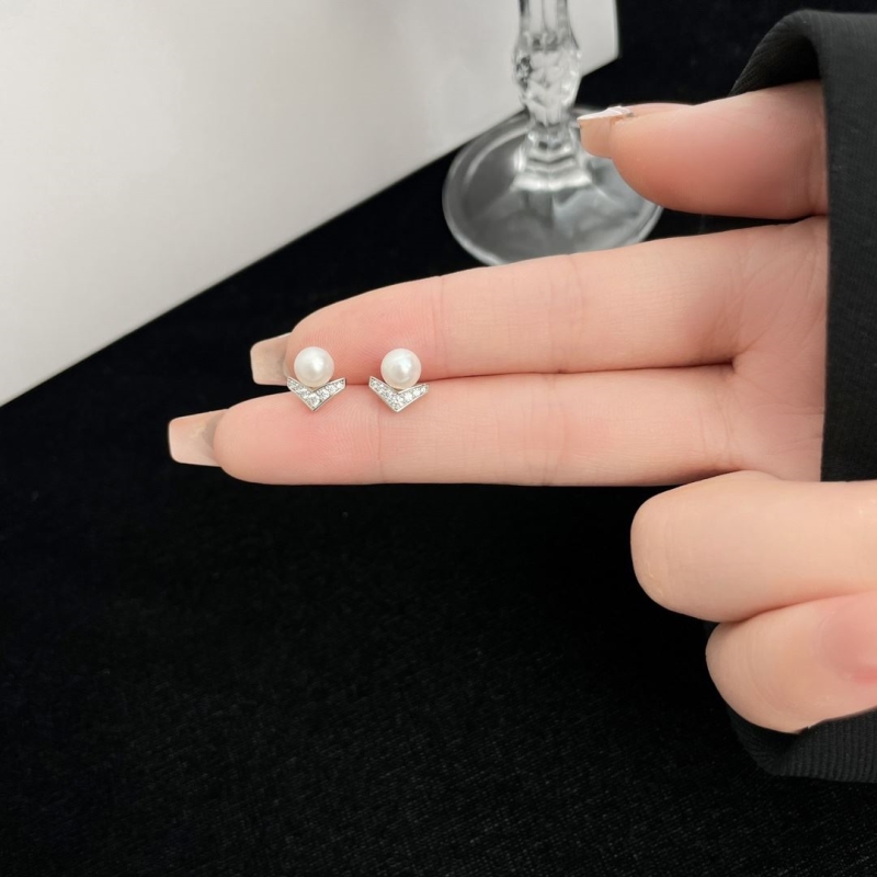 CHAUMET
